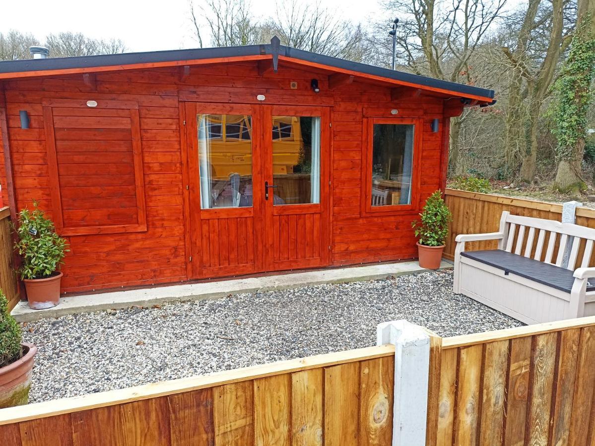 Cosy Cabin Stock Εξωτερικό φωτογραφία