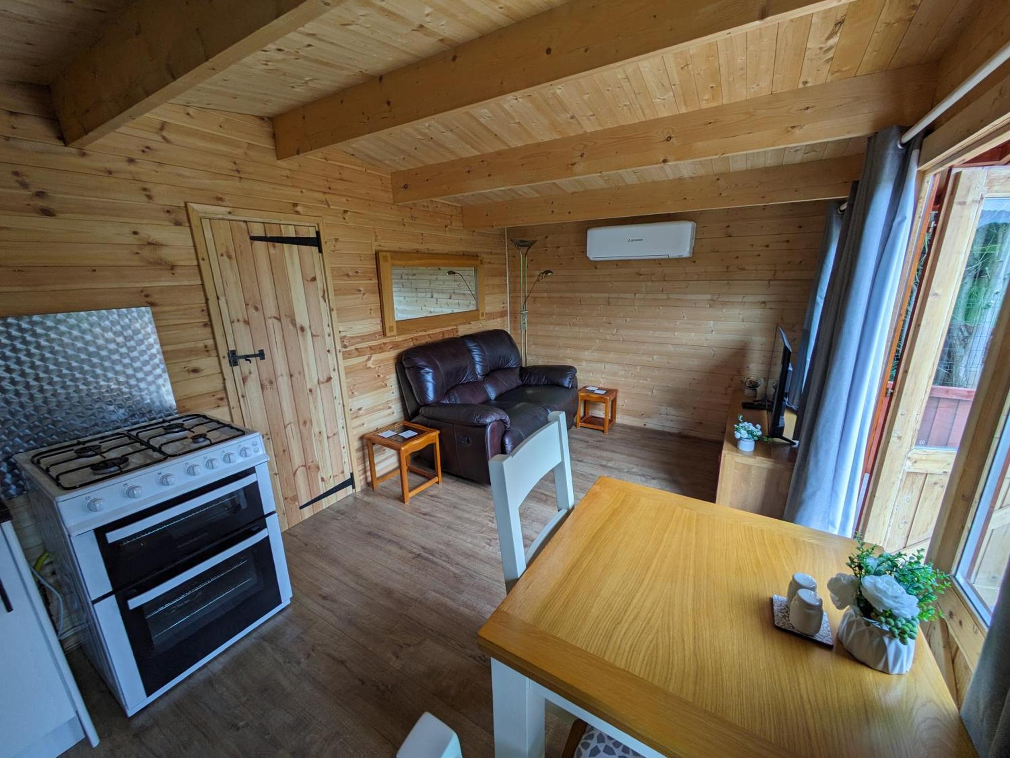 Cosy Cabin Stock Εξωτερικό φωτογραφία