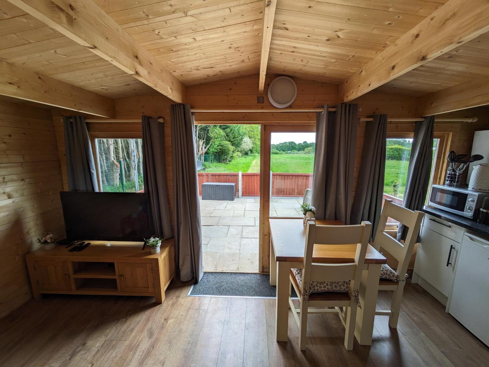 Cosy Cabin Stock Εξωτερικό φωτογραφία